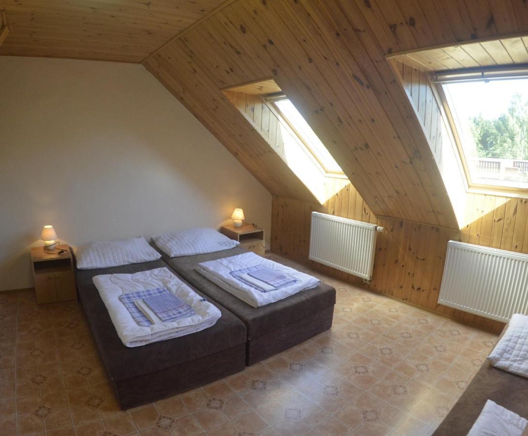 Апарт отель Blatsky Dvur Весели-над-Лужници Экстерьер фото